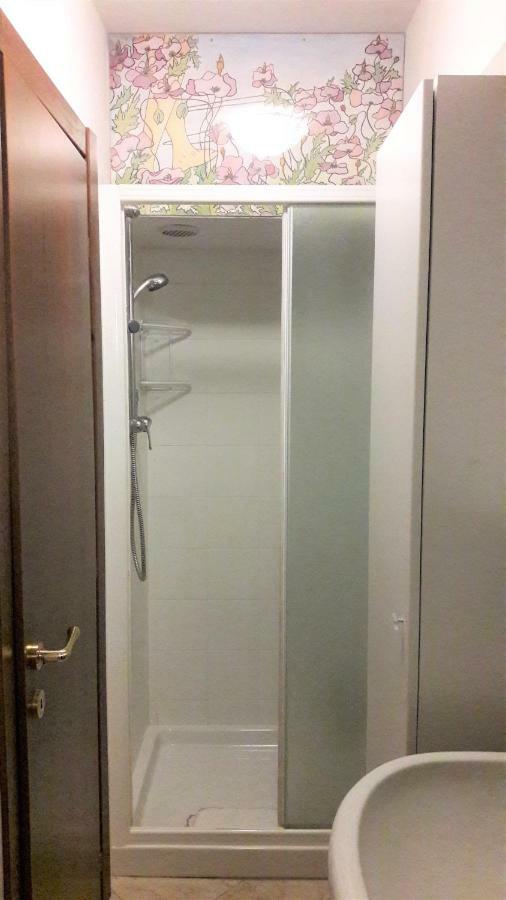 Apartamento Mini Chic Downtown Bolonia Exterior foto