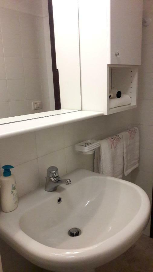 Apartamento Mini Chic Downtown Bolonia Exterior foto